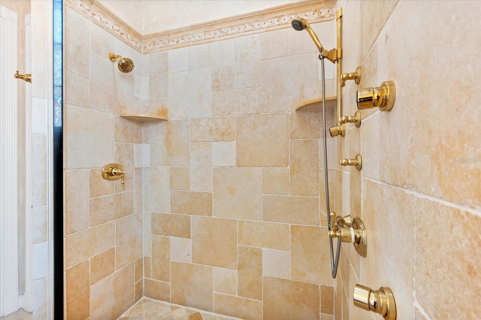 4001 5TH AVE, HOLMES BEACH, FL, 34217