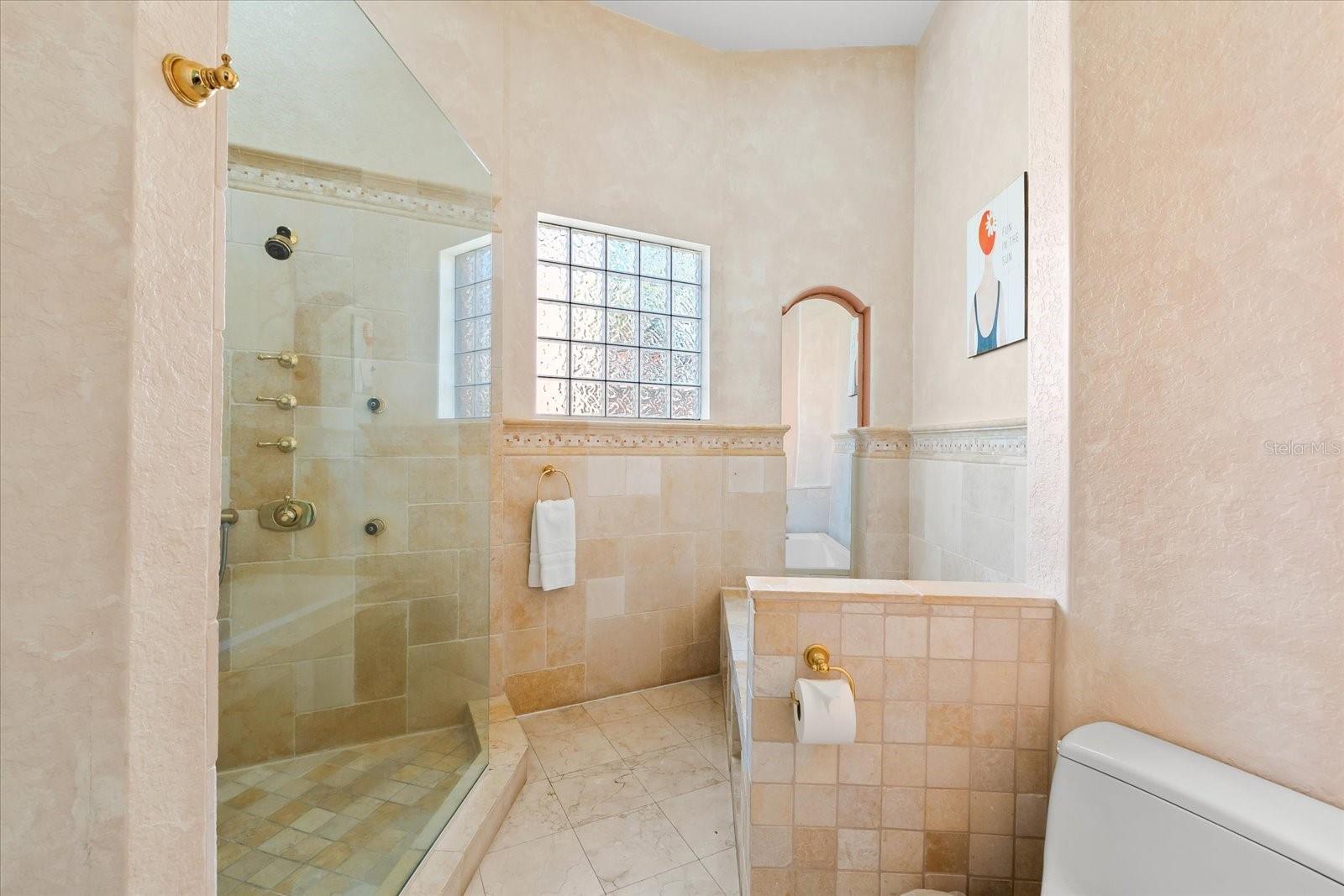 4001 5TH AVE, HOLMES BEACH, FL, 34217