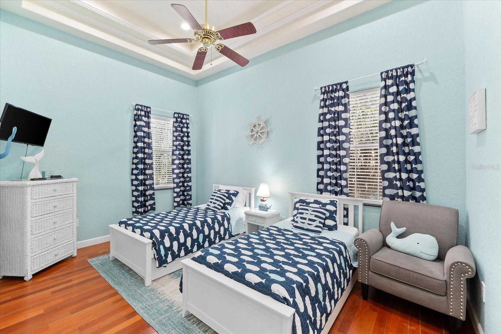4001 5TH AVE, HOLMES BEACH, FL, 34217