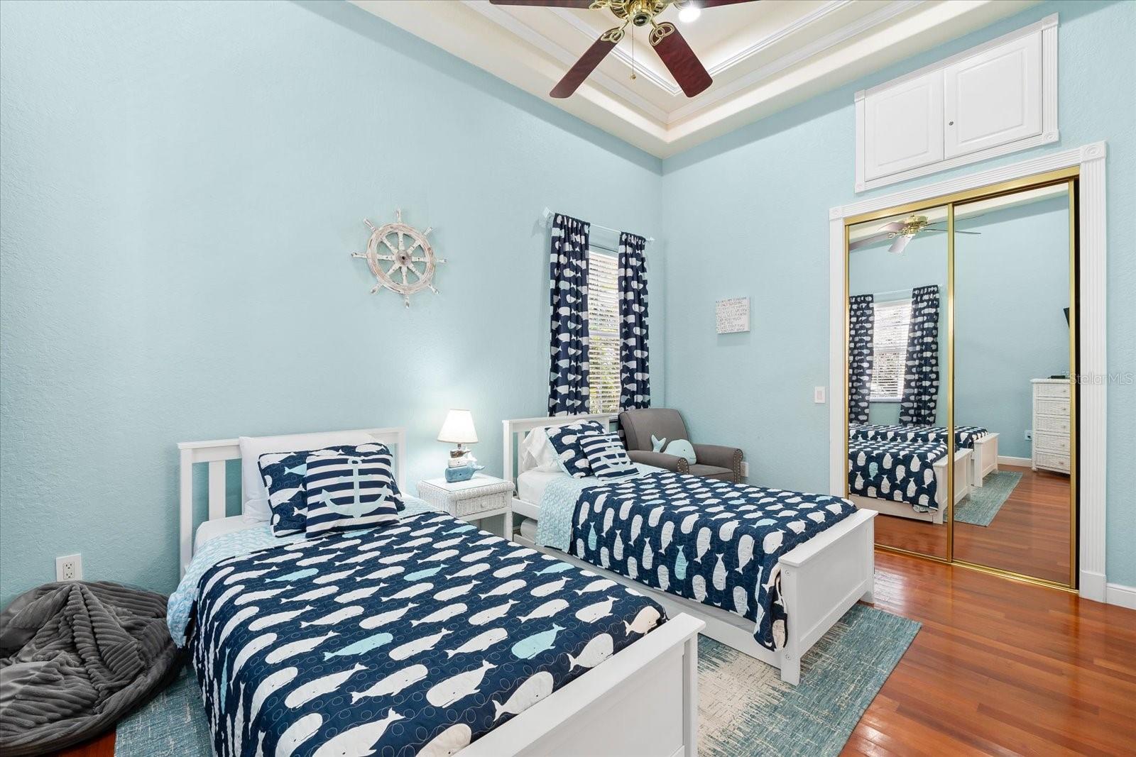 4001 5TH AVE, HOLMES BEACH, FL, 34217