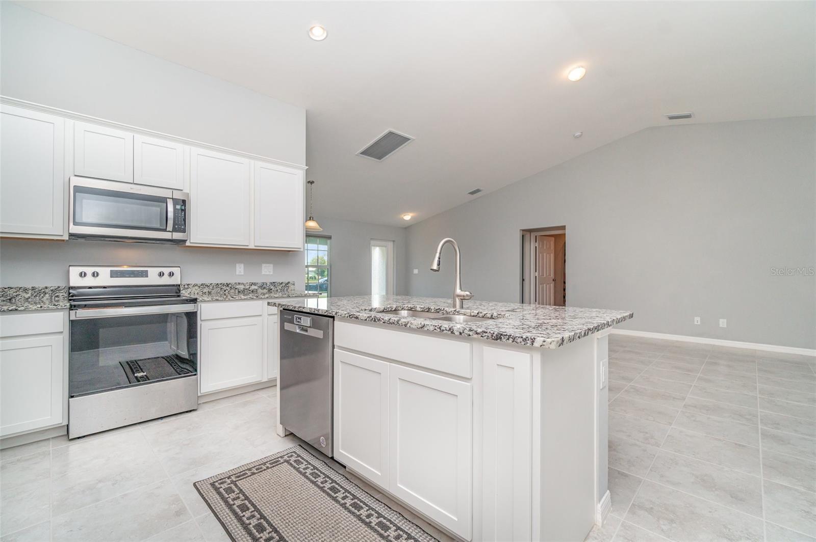 4732 NW 39TH AVE, CAPE CORAL, FL, 33993