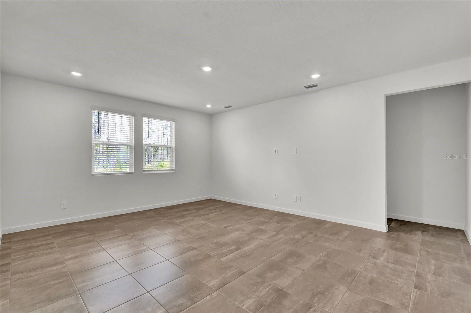 19 WANDERING CREEK WAY, PALM COAST, FL, 32164