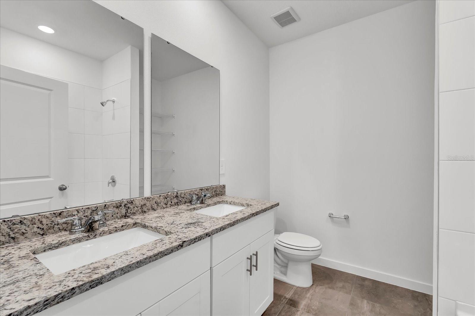 19 WANDERING CREEK WAY, PALM COAST, FL, 32164