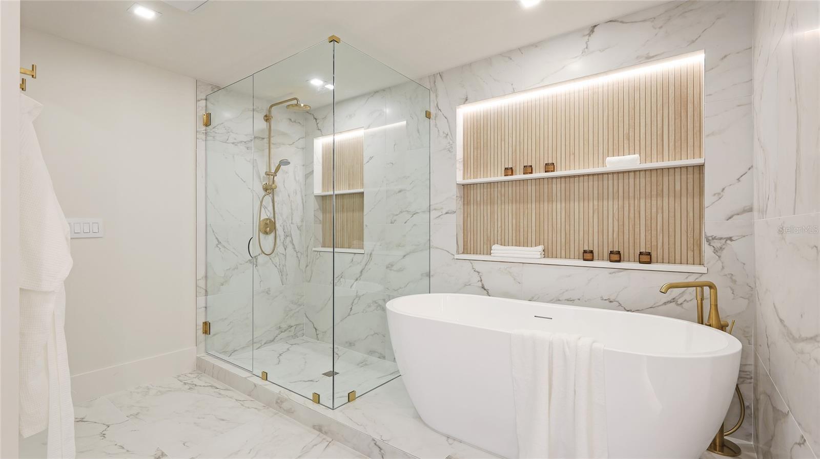 1211 GULF OF MEXICO DR #309, LONGBOAT KEY, FL, 34228