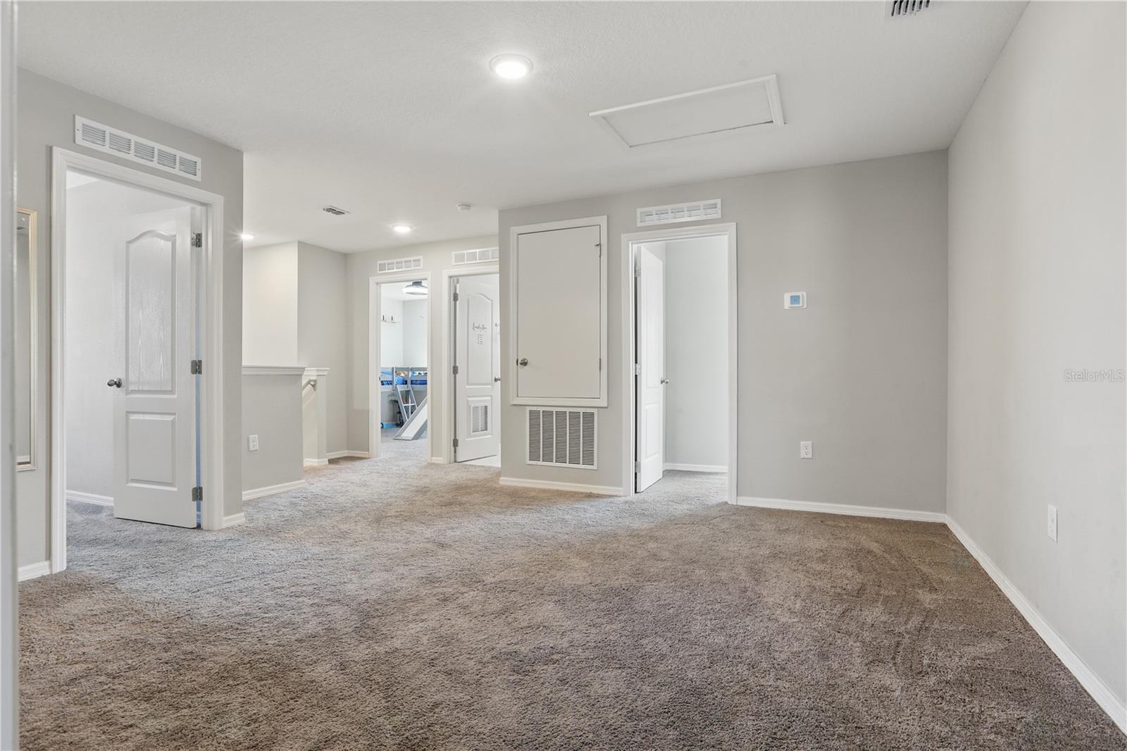 1158 OAK BLUFF DR, DAVENPORT, FL, 33837