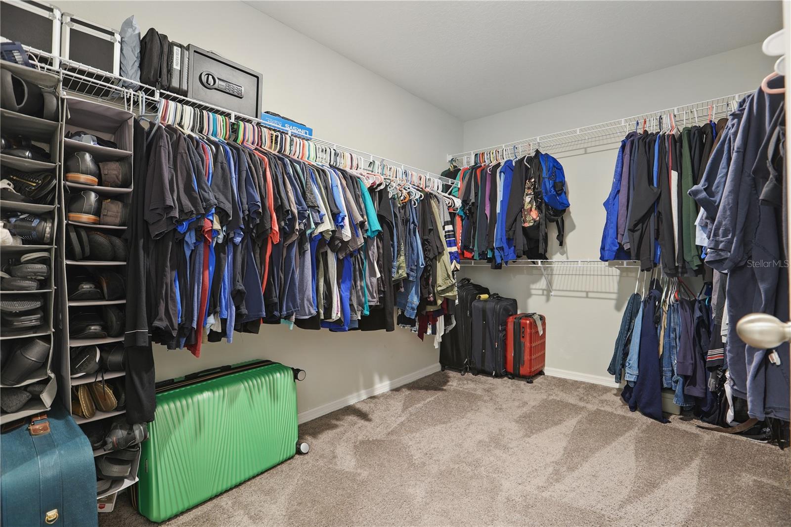 1158 OAK BLUFF DR, DAVENPORT, FL, 33837