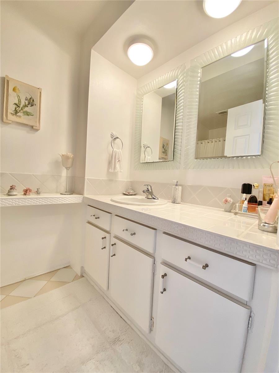 2550 GARY CIR, DUNEDIN, FL, 34698