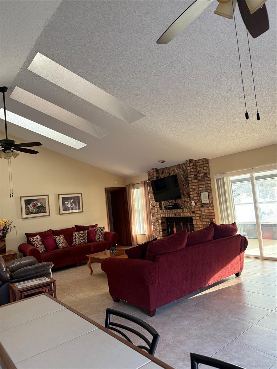 285 RINGWOOD DR, WINTER SPRINGS, FL, 32708