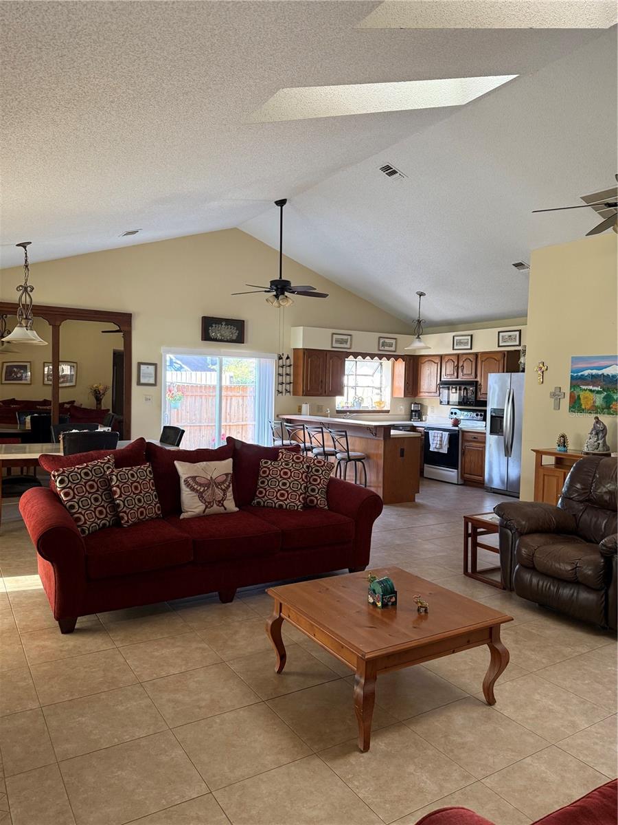 285 RINGWOOD DR, WINTER SPRINGS, FL, 32708