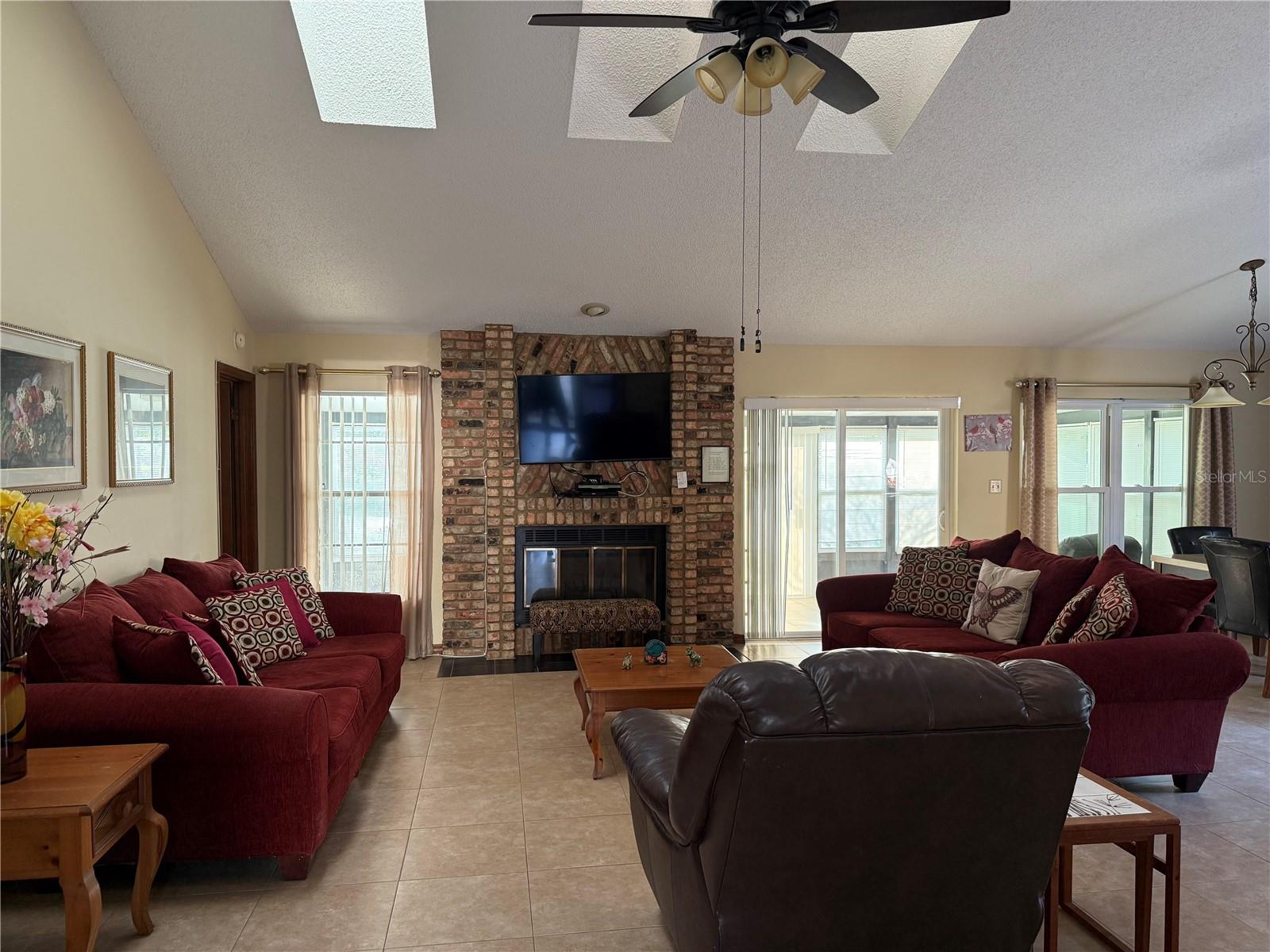 285 RINGWOOD DR, WINTER SPRINGS, FL, 32708