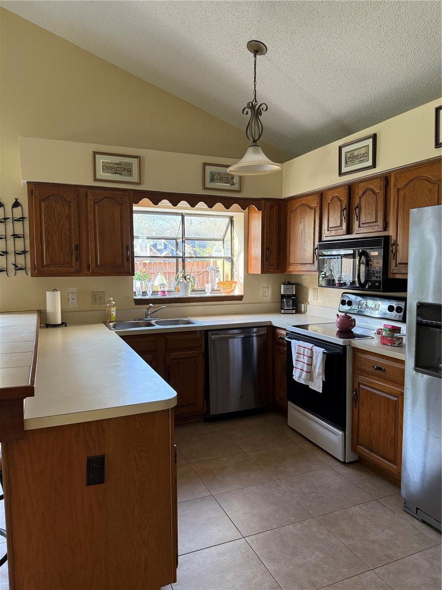 285 RINGWOOD DR, WINTER SPRINGS, FL, 32708