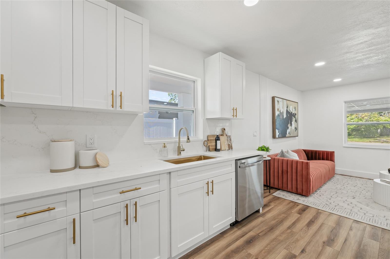 3906 W PEARL AVE, TAMPA, FL, 33611