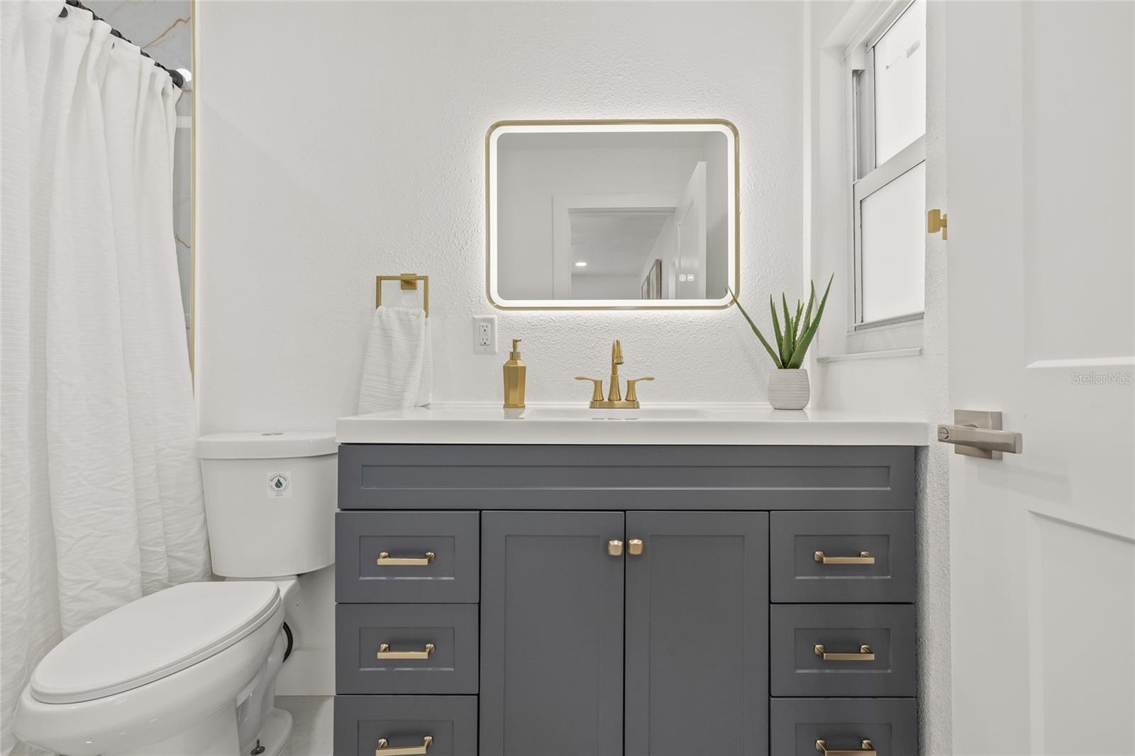 3906 W PEARL AVE, TAMPA, FL, 33611