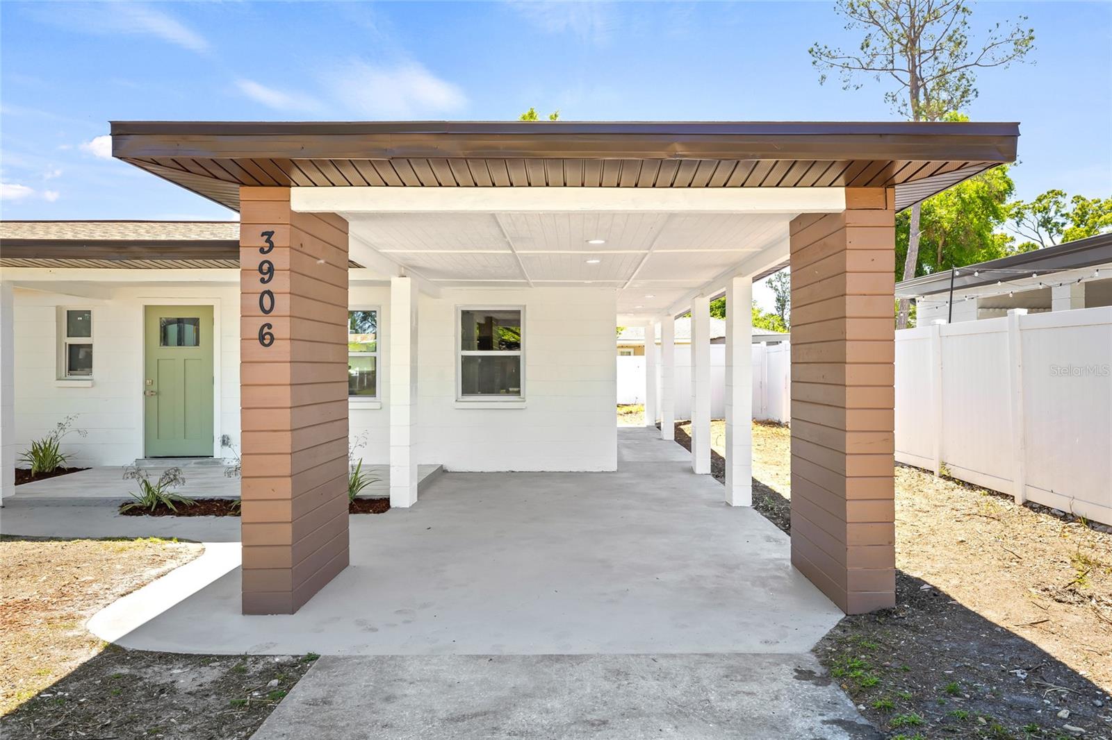 3906 W PEARL AVE, TAMPA, FL, 33611