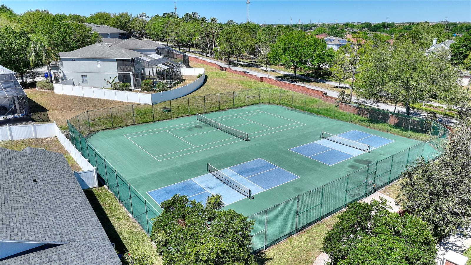 1111 KNIGHTSBRIDGE CIR, DAVENPORT, FL, 33896