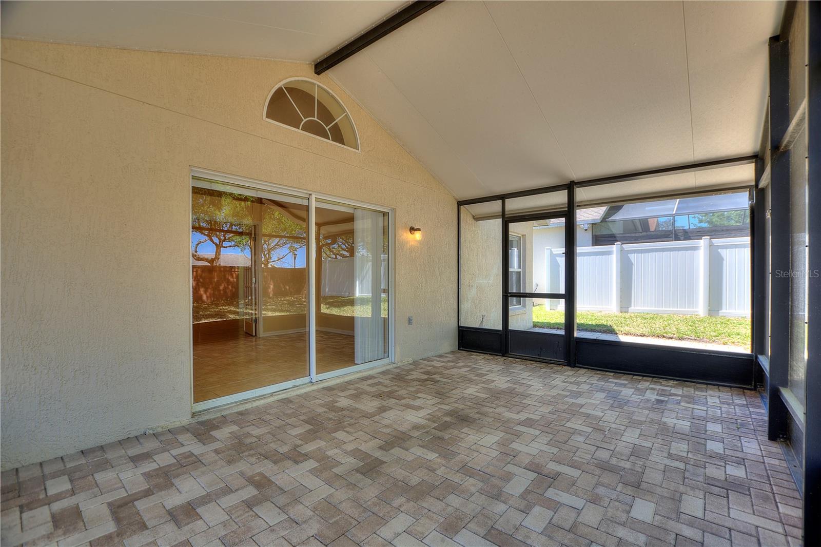 1111 KNIGHTSBRIDGE CIR, DAVENPORT, FL, 33896