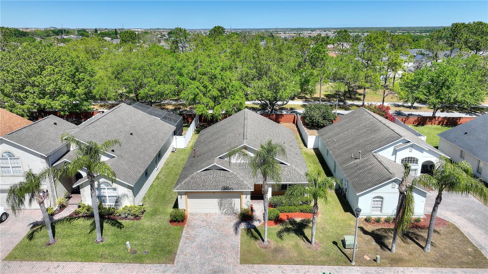1111 KNIGHTSBRIDGE CIR, DAVENPORT, FL, 33896
