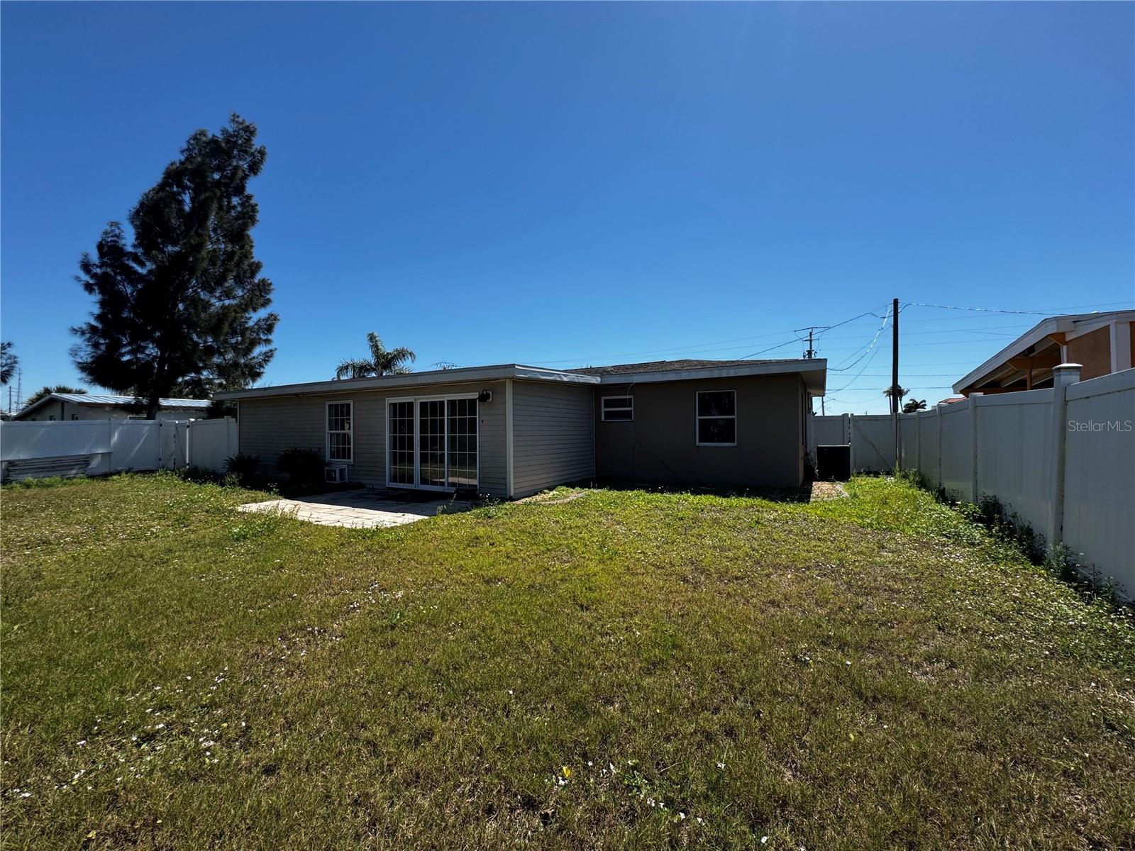 21838 EDGEWATER DR, PORT CHARLOTTE, FL, 33952
