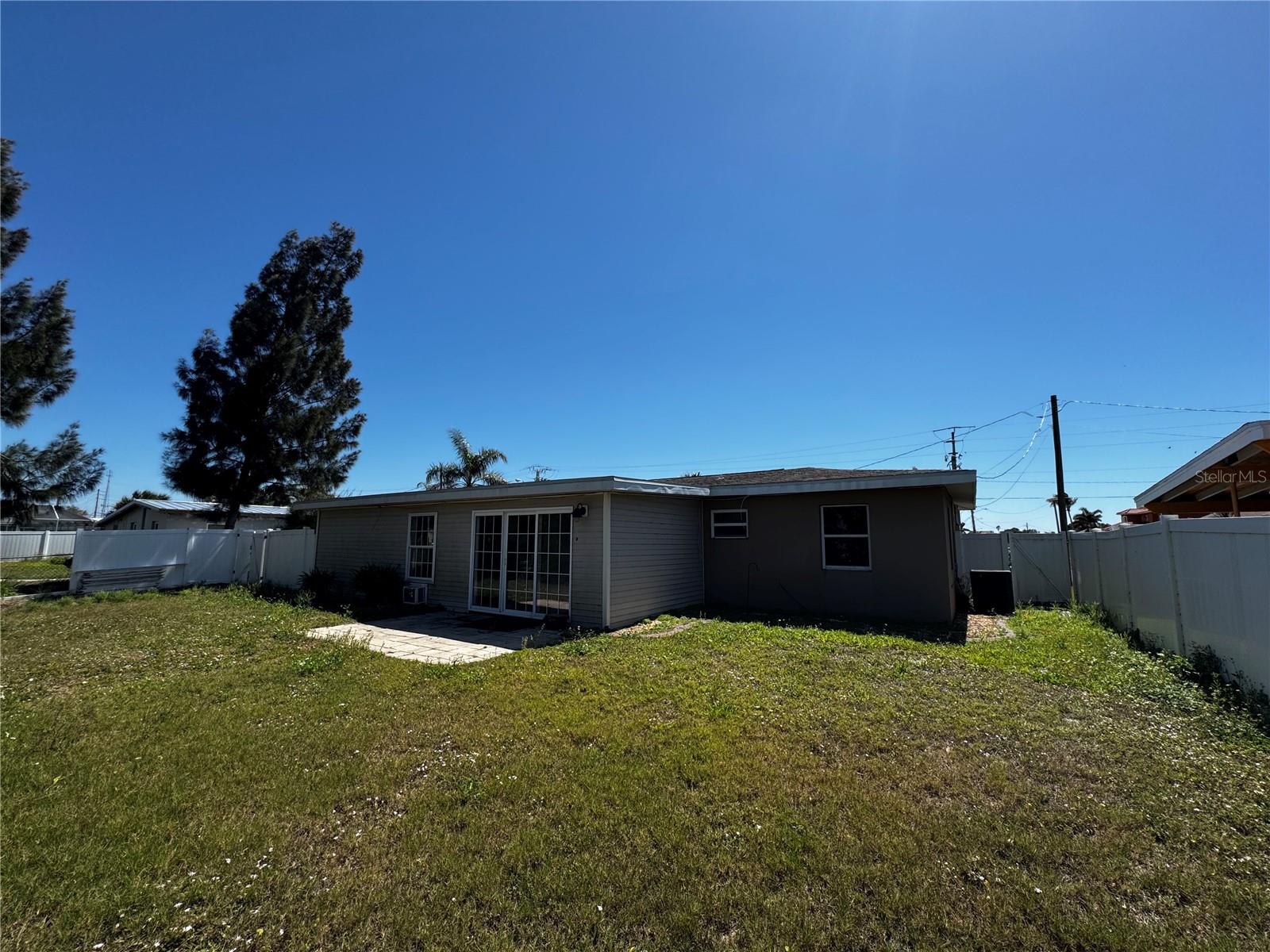 21838 EDGEWATER DR, PORT CHARLOTTE, FL, 33952