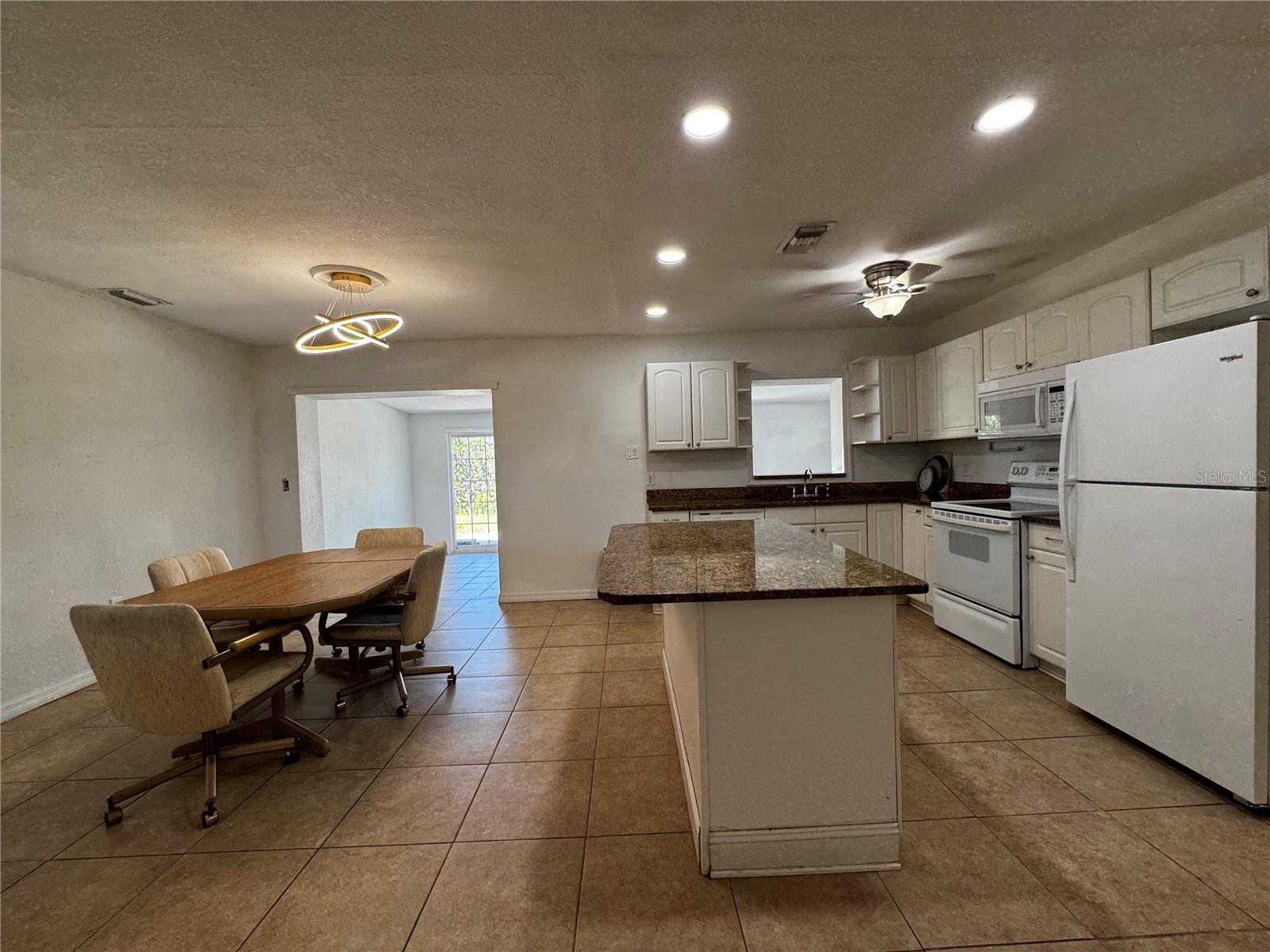 21838 EDGEWATER DR, PORT CHARLOTTE, FL, 33952