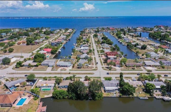 21838 EDGEWATER DR, PORT CHARLOTTE, FL, 33952