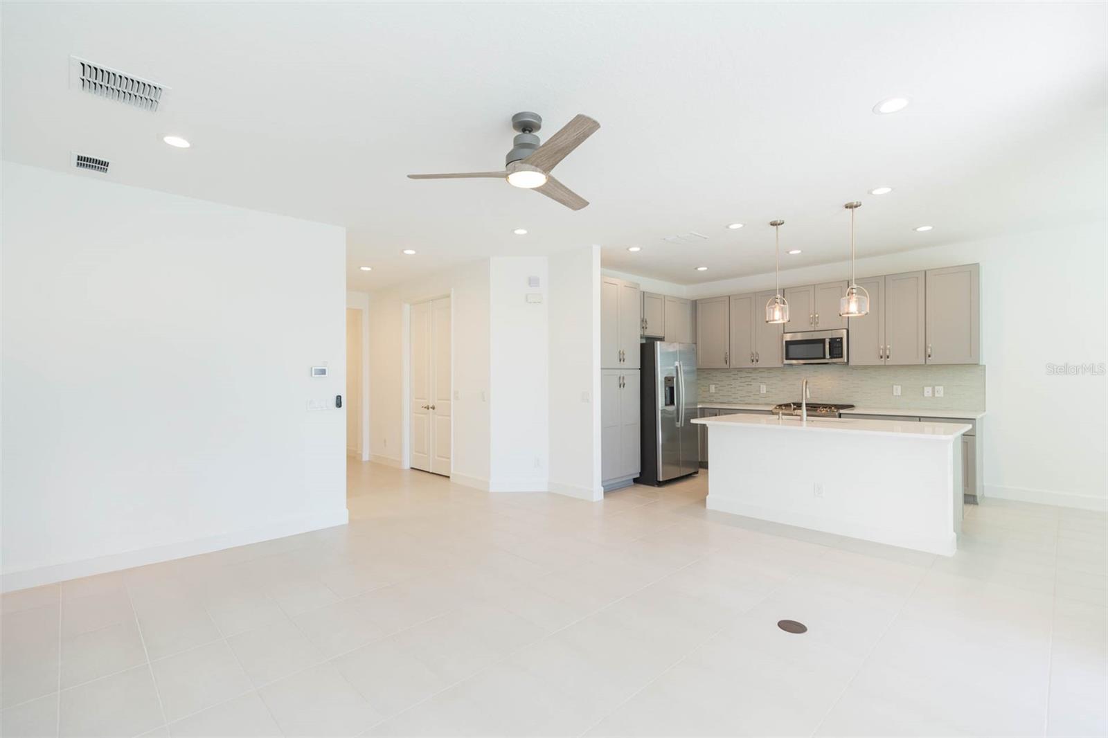4905 SIENNA ISLES AVE, WIMAUMA, FL, 33598