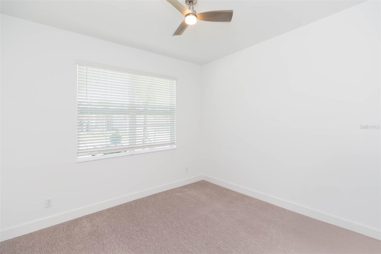 4905 SIENNA ISLES AVE, WIMAUMA, FL, 33598