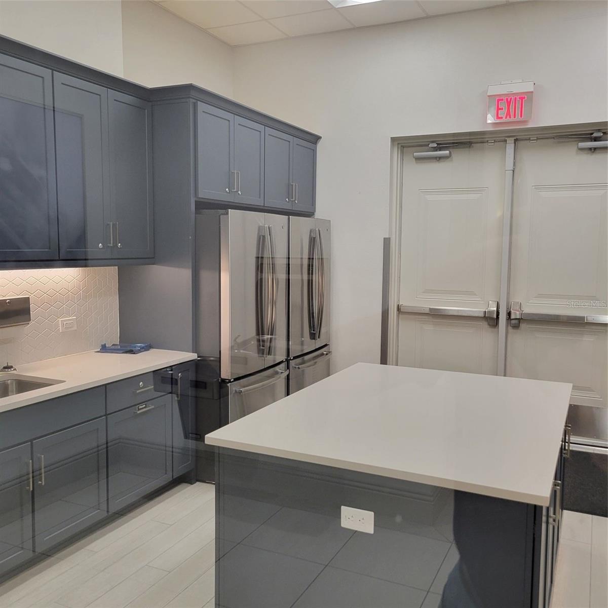 4905 SIENNA ISLES AVE, WIMAUMA, FL, 33598