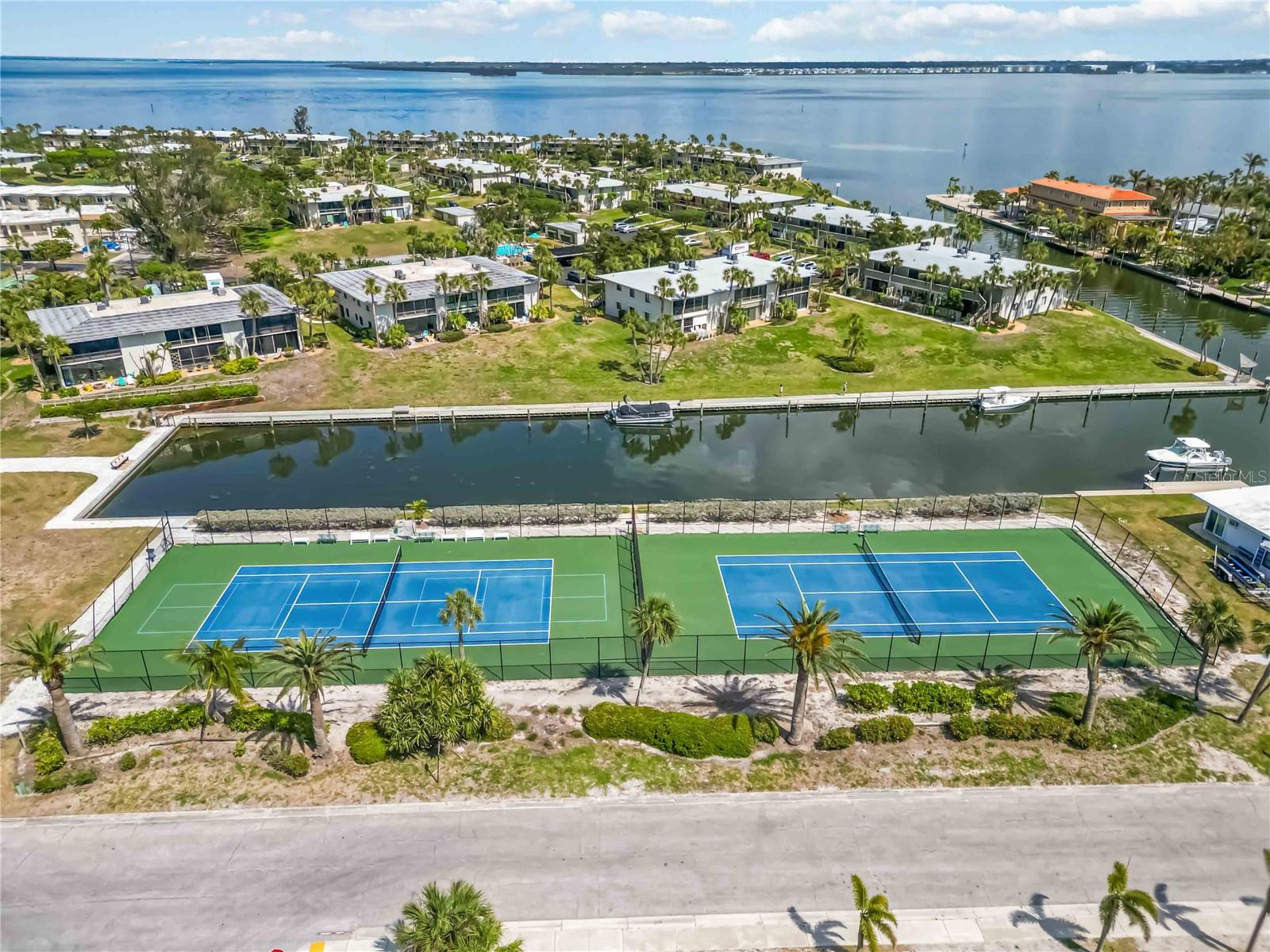 424 62ND ST, HOLMES BEACH, FL, 34217