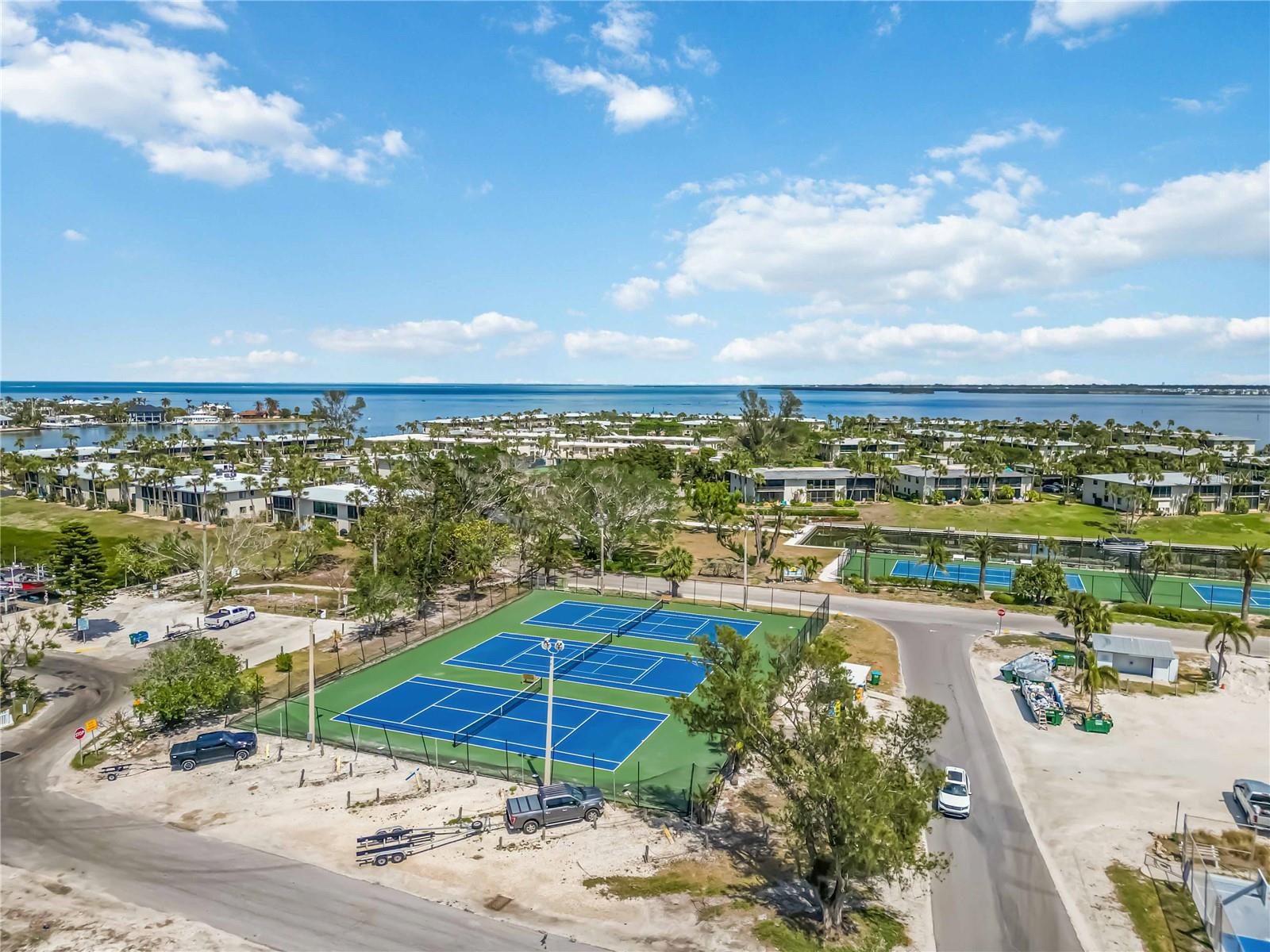424 62ND ST, HOLMES BEACH, FL, 34217