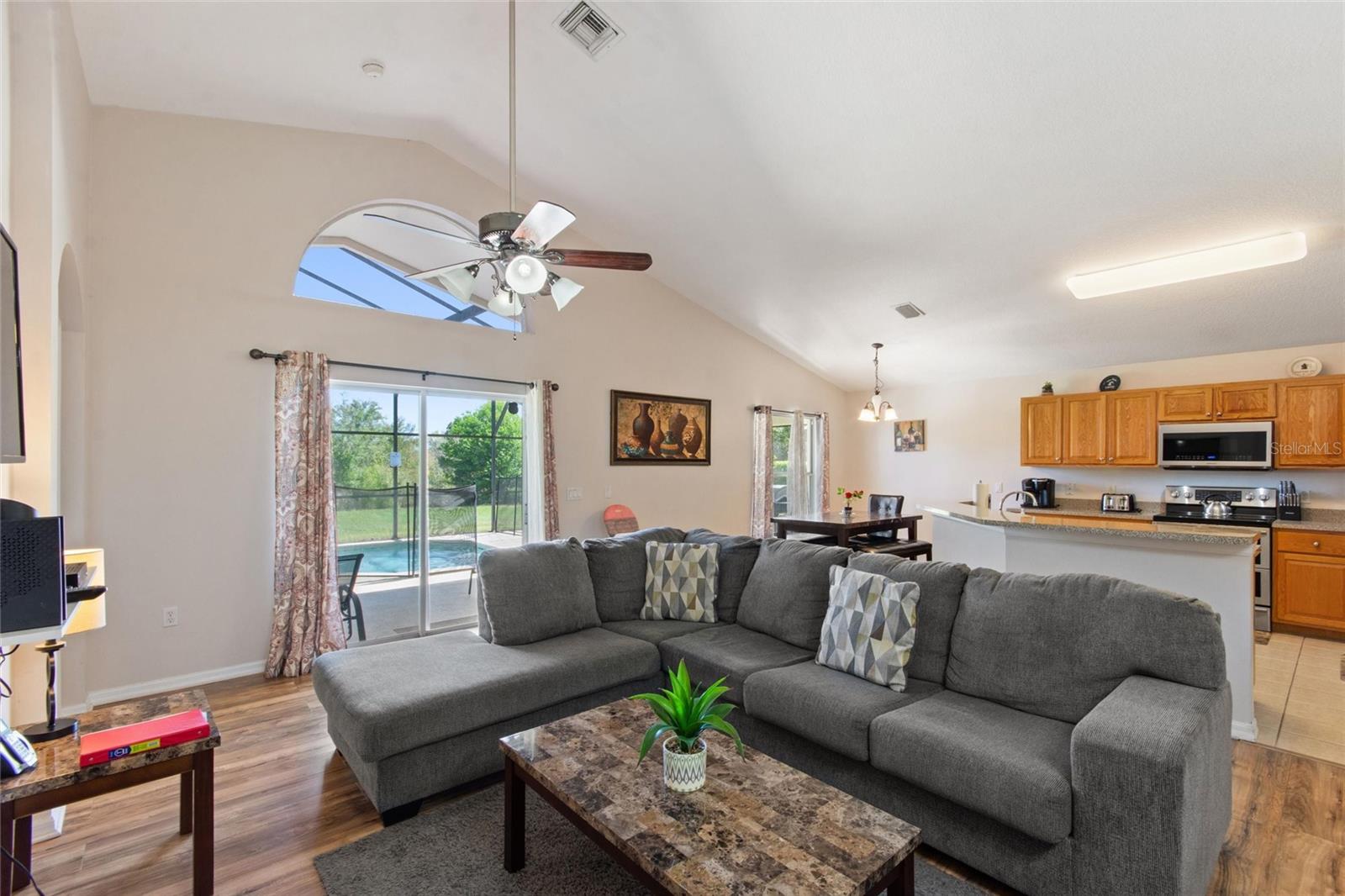 916 BALMORAL DR, DAVENPORT, FL, 33896
