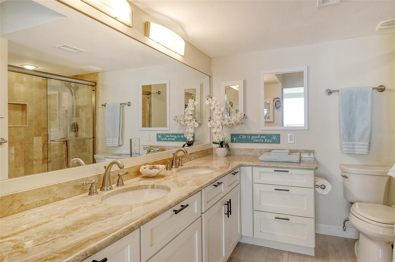 20 WHISPERING SANDS DR #406, SARASOTA, FL, 34242