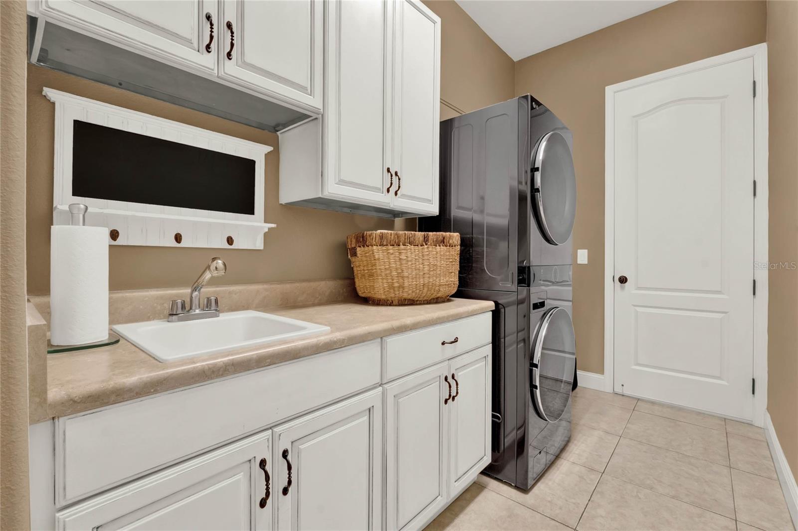 12030 EAGLE POINT CT, LEESBURG, FL, 34788