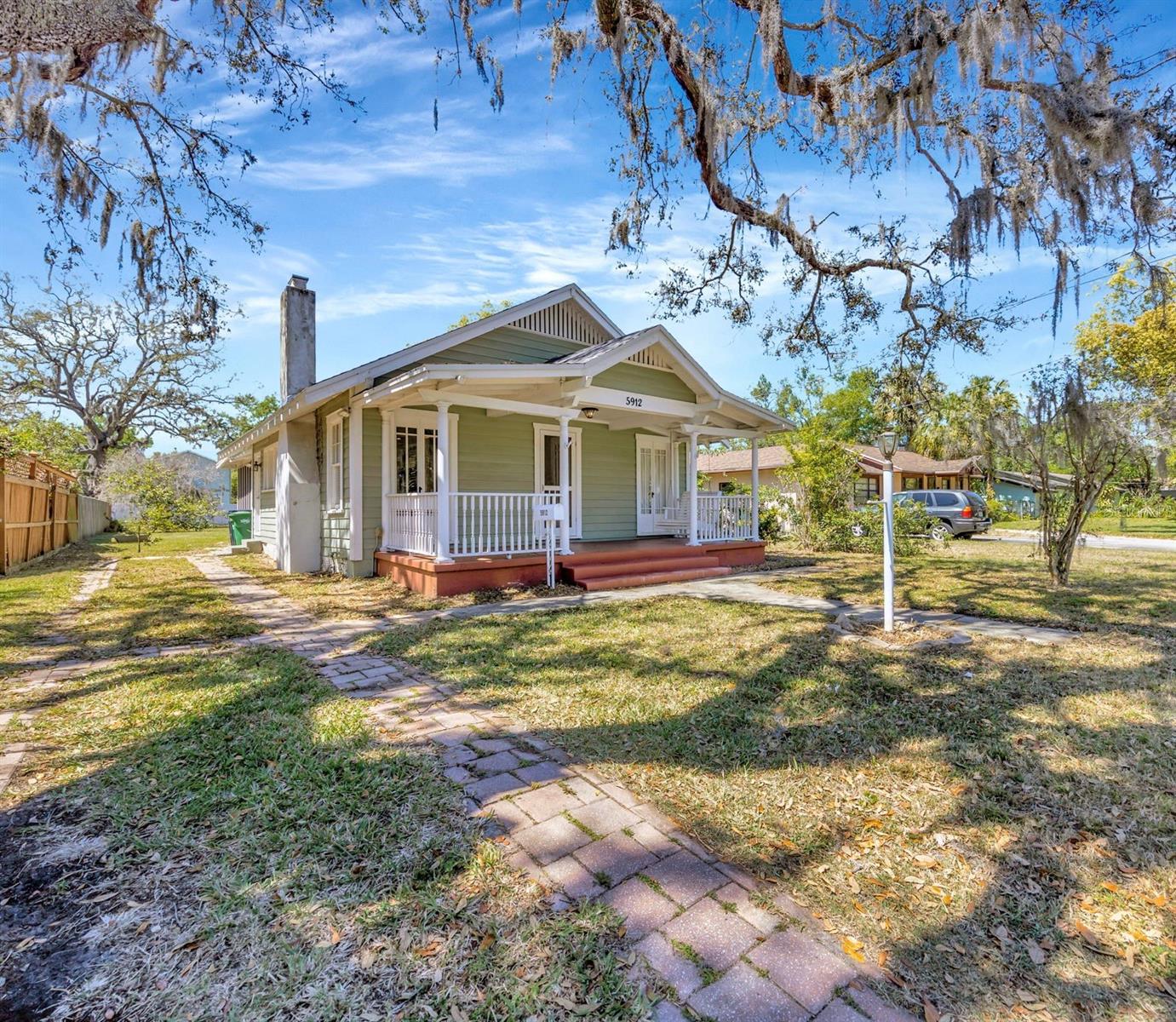 5912 N LYNN AVE, TAMPA, FL, 33604