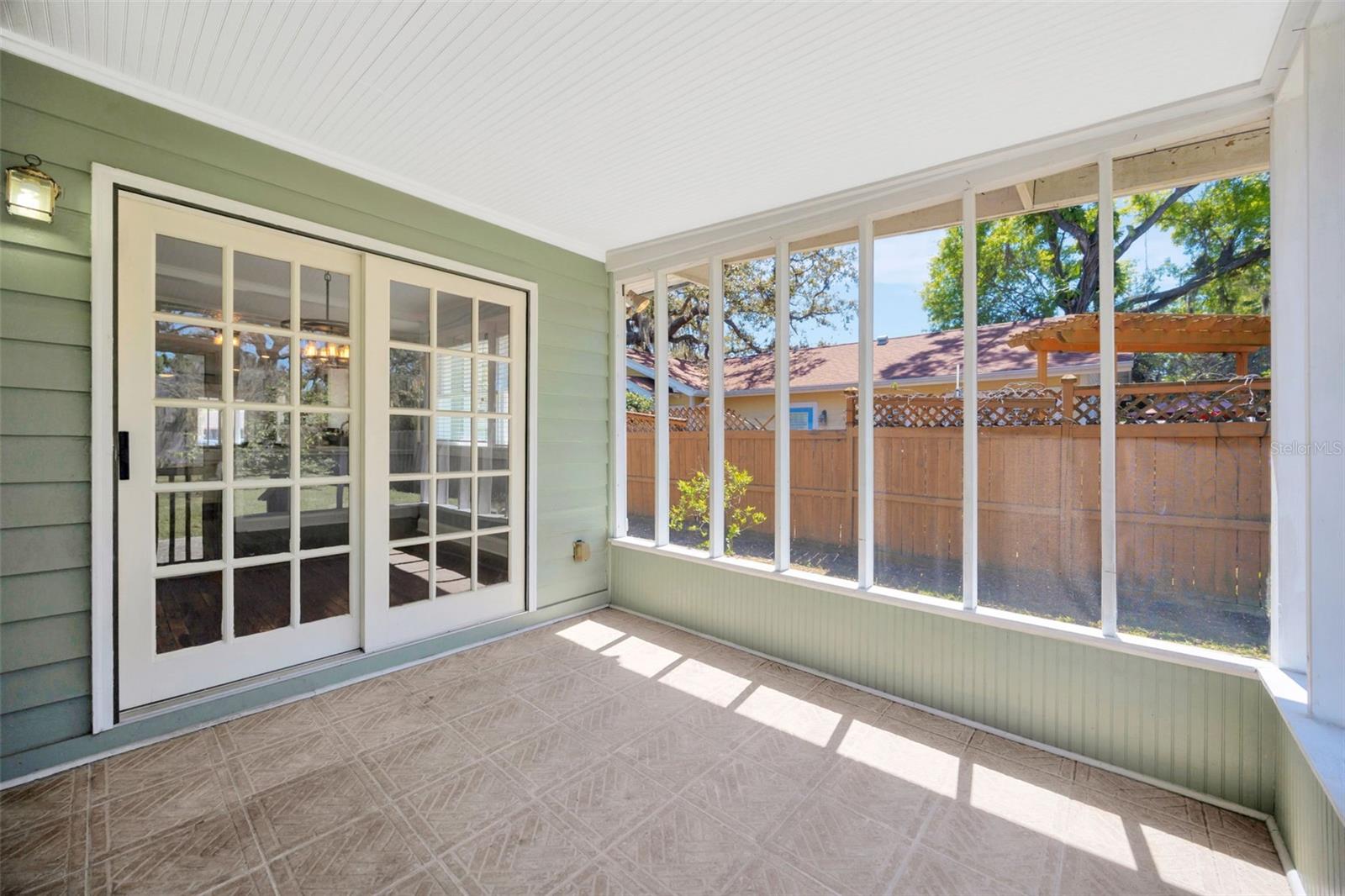 5912 N LYNN AVE, TAMPA, FL, 33604