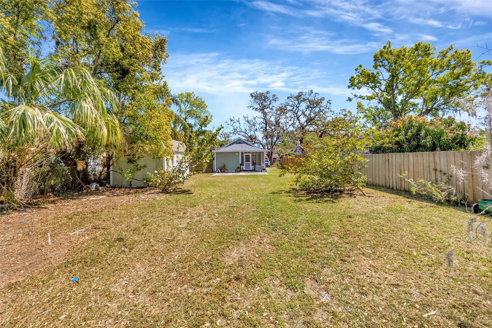 5912 N LYNN AVE, TAMPA, FL, 33604
