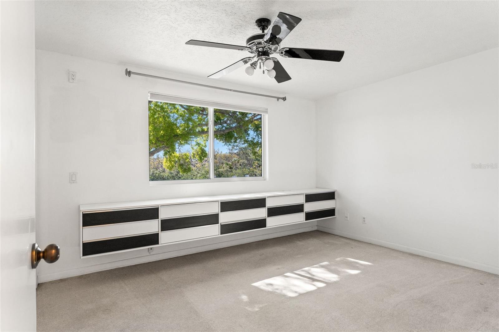 7049 PENINSULAR DR, NEW PORT RICHEY, FL, 34652