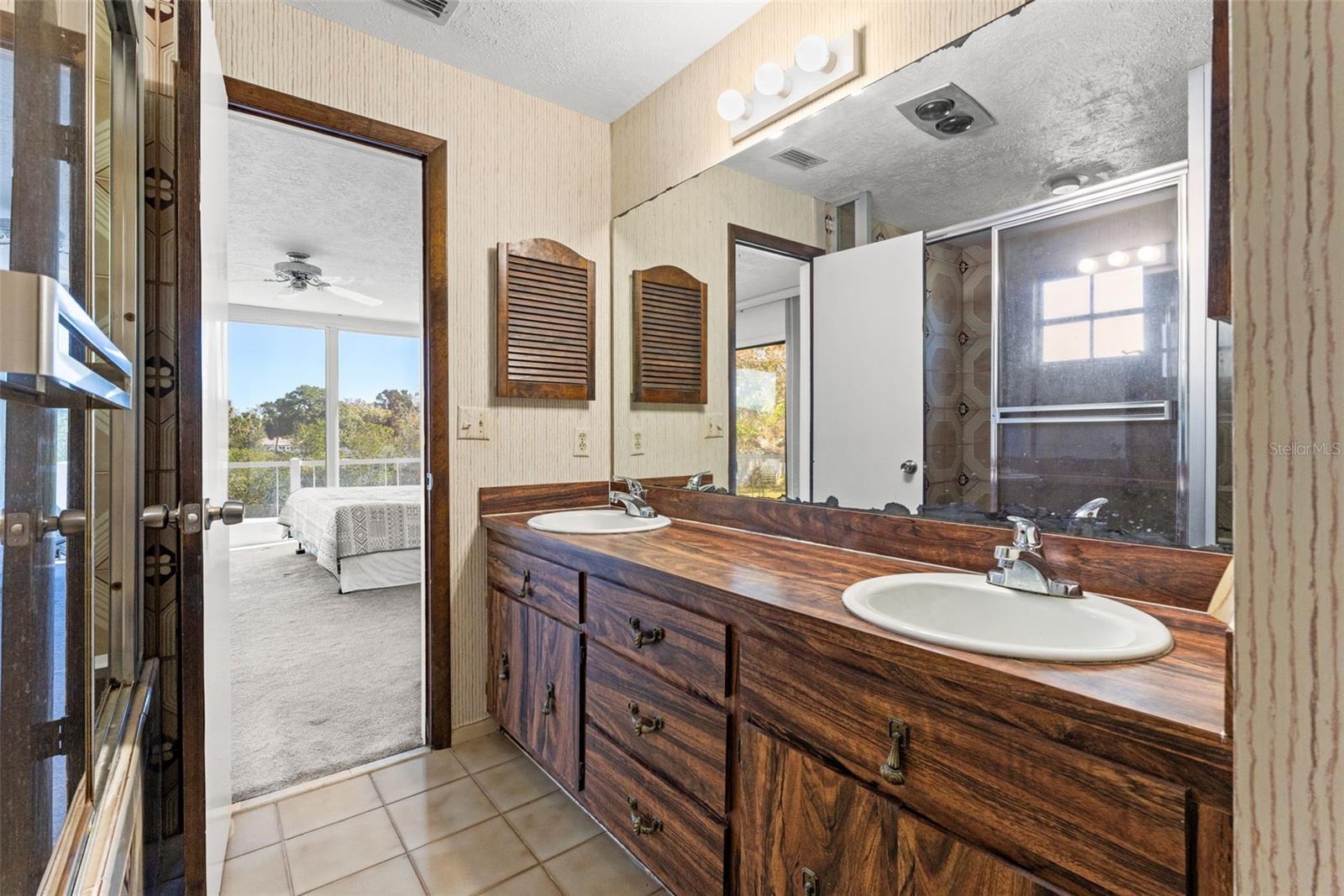 7049 PENINSULAR DR, NEW PORT RICHEY, FL, 34652