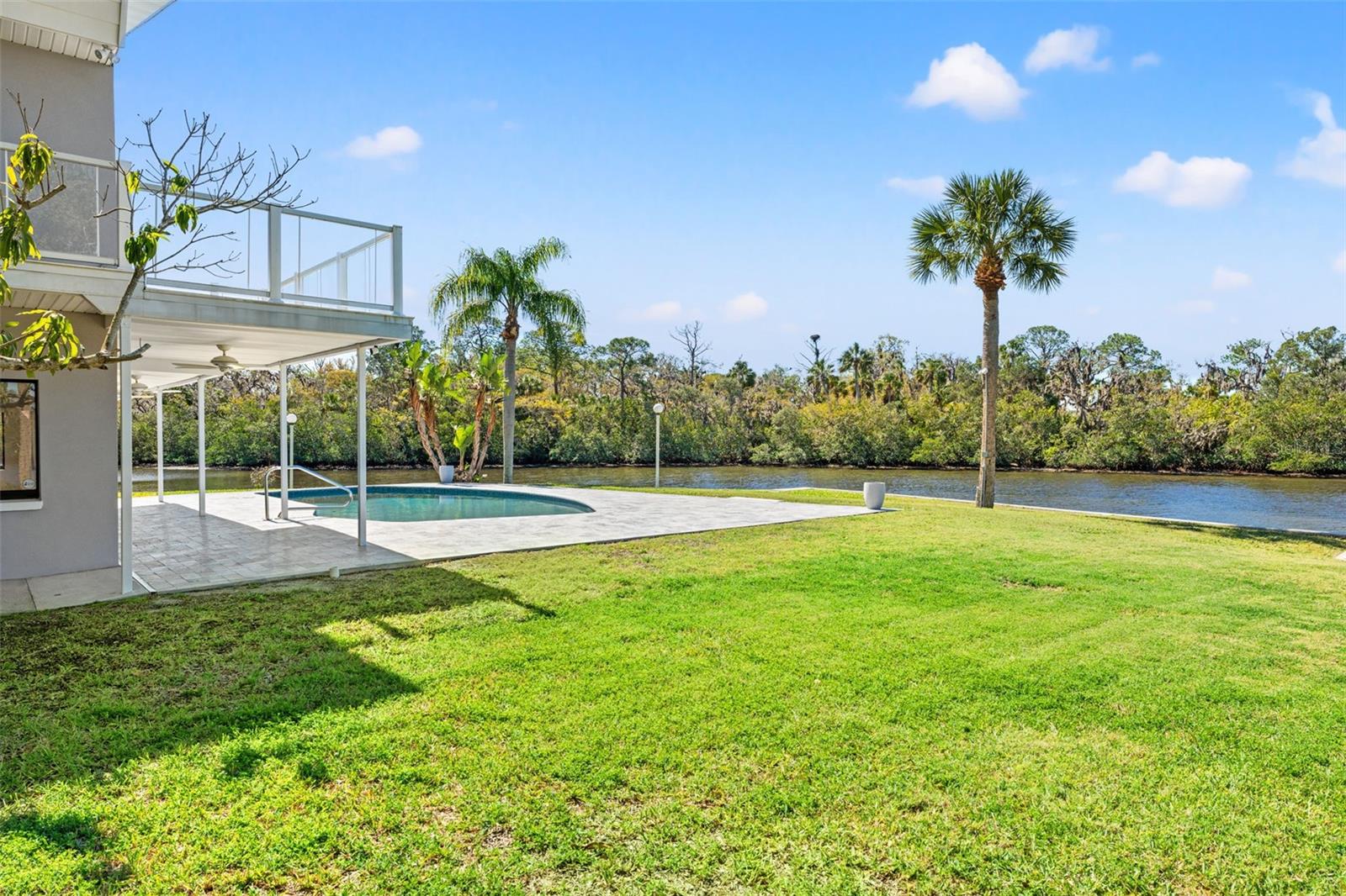 7049 PENINSULAR DR, NEW PORT RICHEY, FL, 34652