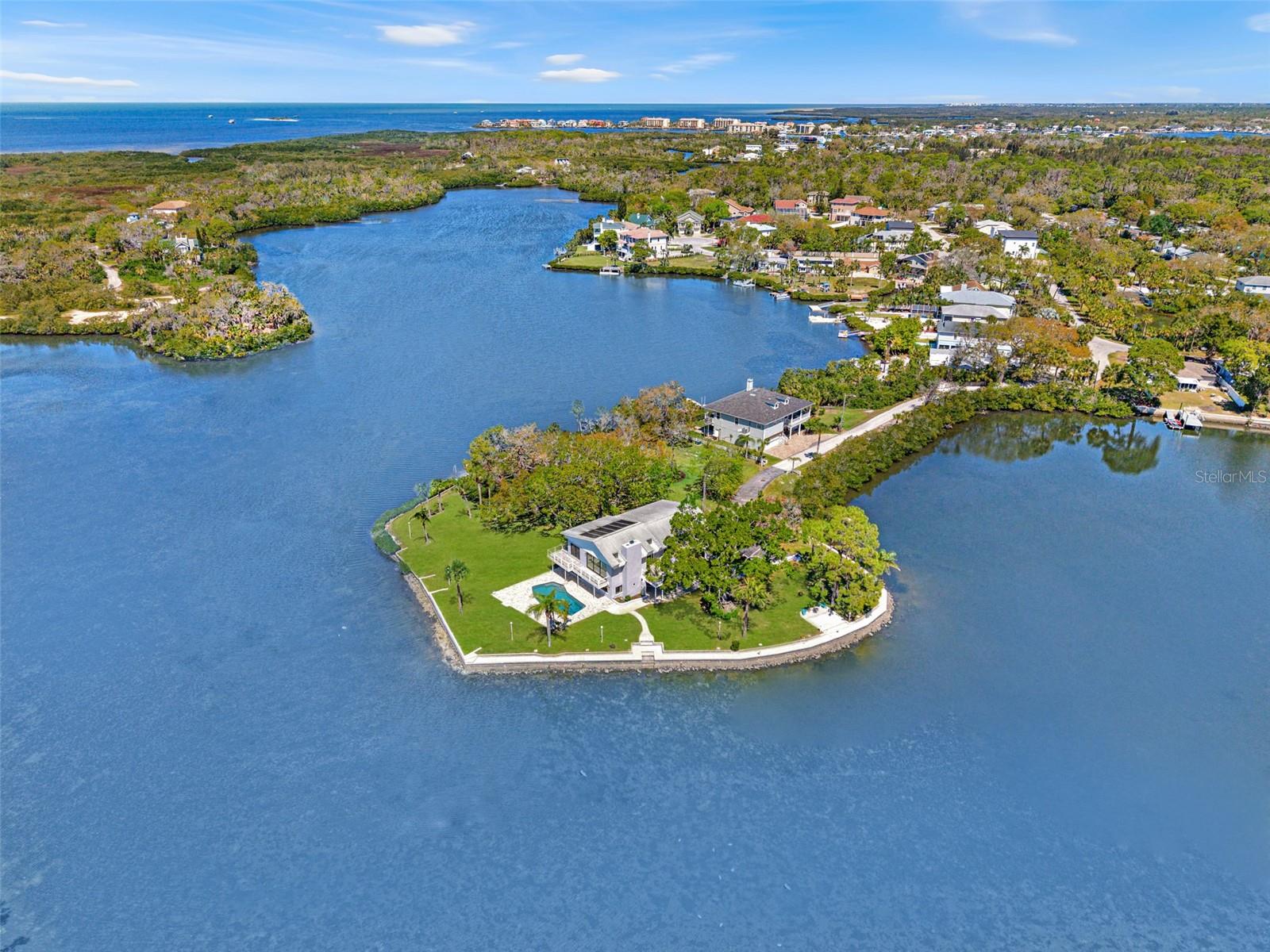 7049 PENINSULAR DR, NEW PORT RICHEY, FL, 34652