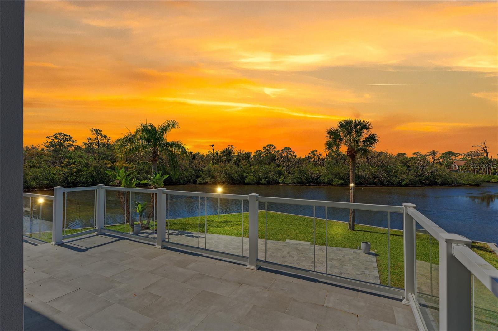 7049 PENINSULAR DR, NEW PORT RICHEY, FL, 34652