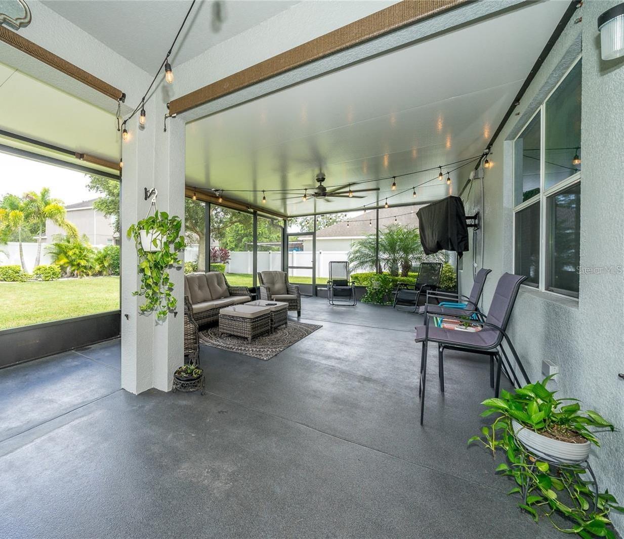 1807 RAVEN MANOR DR, DOVER, FL, 33527
