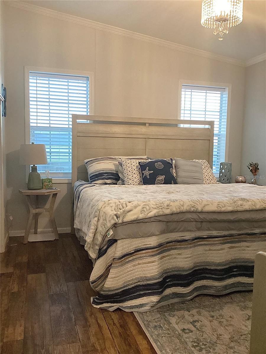 9177 47TH AVE N, ST PETERSBURG, FL, 33708