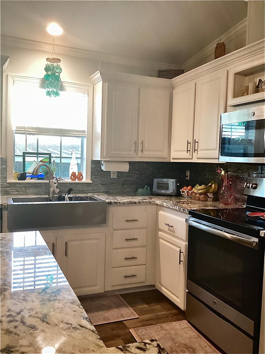 9177 47TH AVE N, ST PETERSBURG, FL, 33708