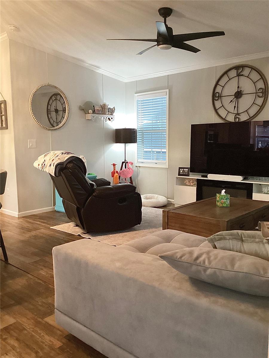 9177 47TH AVE N, ST PETERSBURG, FL, 33708