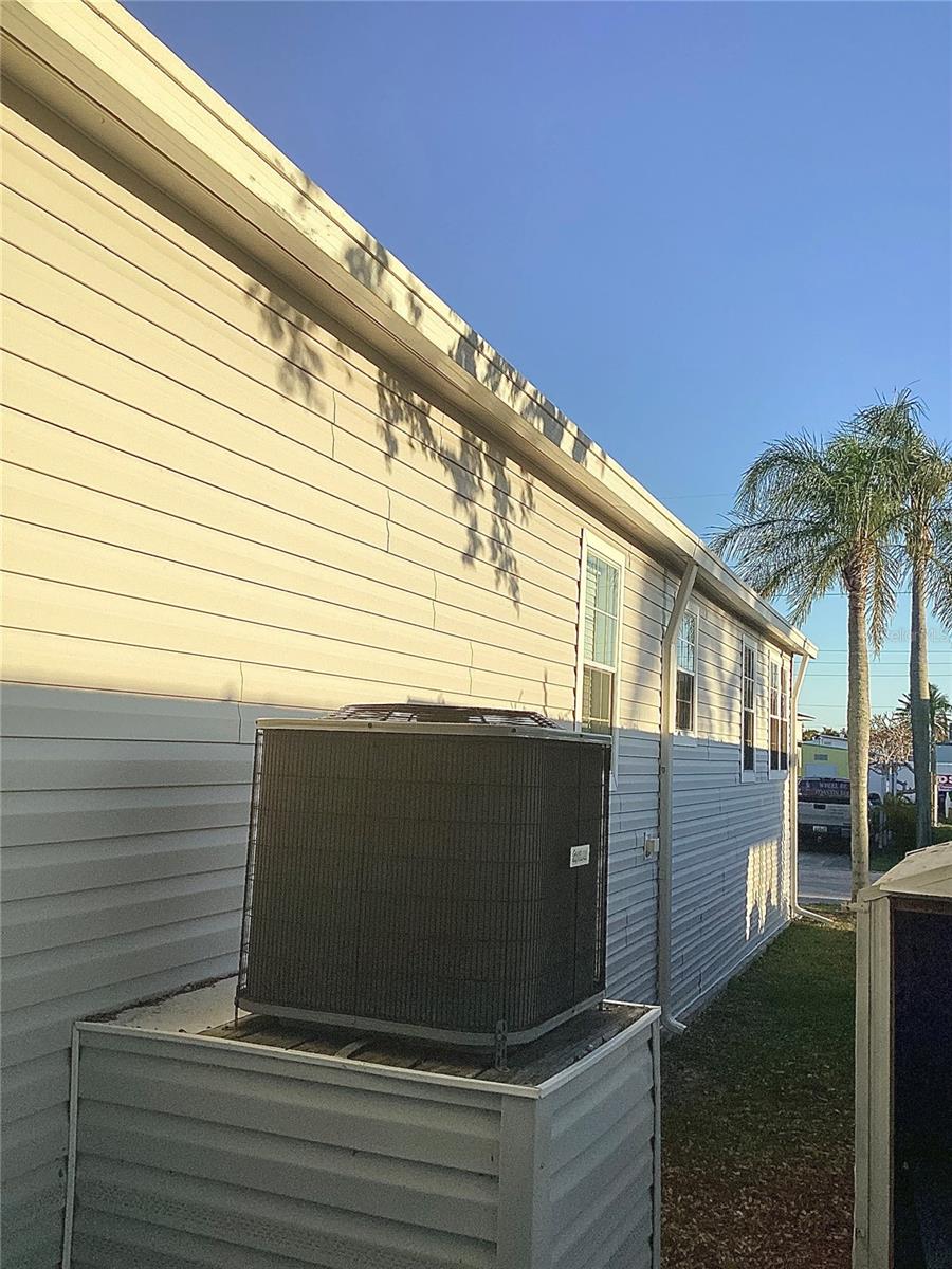 9177 47TH AVE N, ST PETERSBURG, FL, 33708