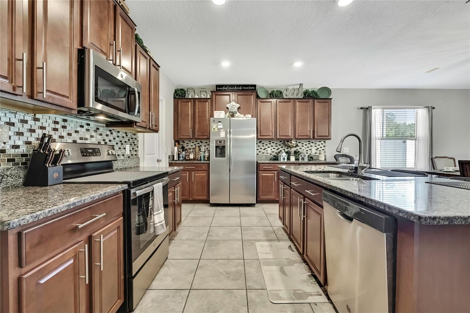 35965 SADDLE PALM WAY, ZEPHYRHILLS, FL, 33541