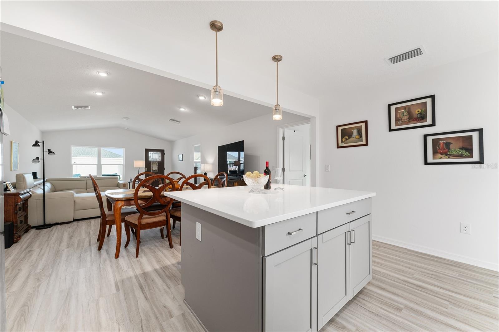 7956 JEFF ANDERSON WAY, THE VILLAGES, FL, 34762