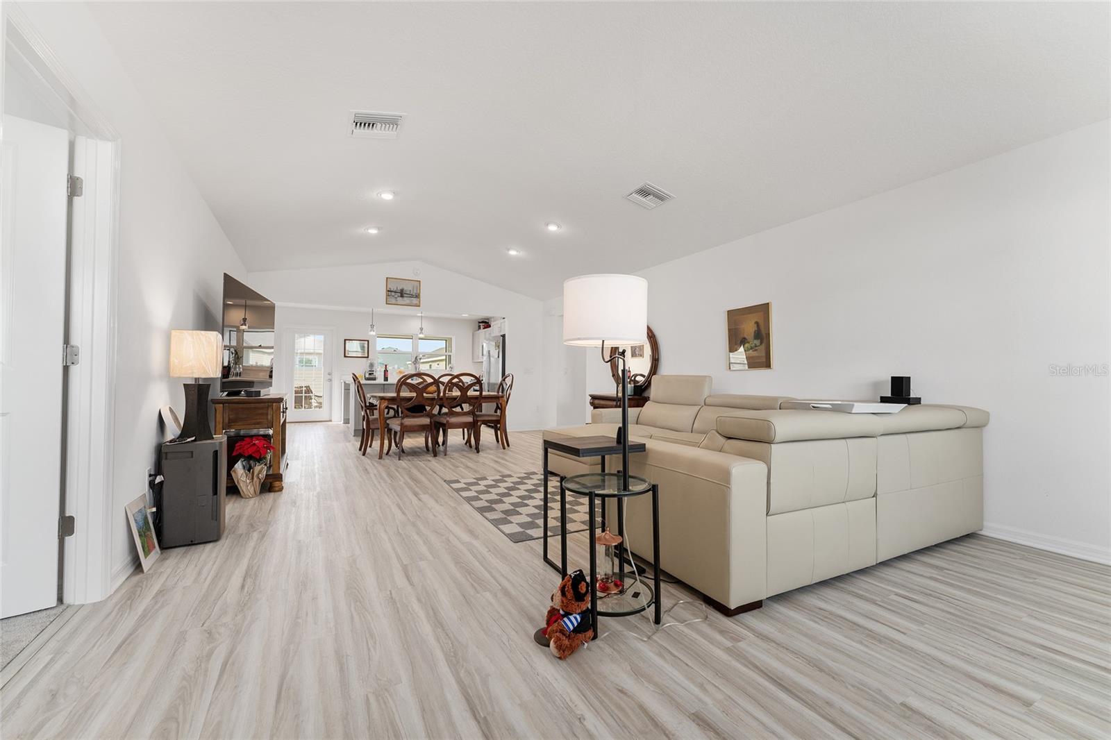 7956 JEFF ANDERSON WAY, THE VILLAGES, FL, 34762
