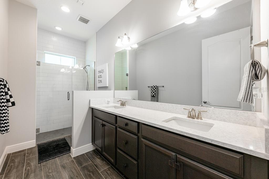 10255 BEECHWOOD LN, ORLANDO, FL, 32832